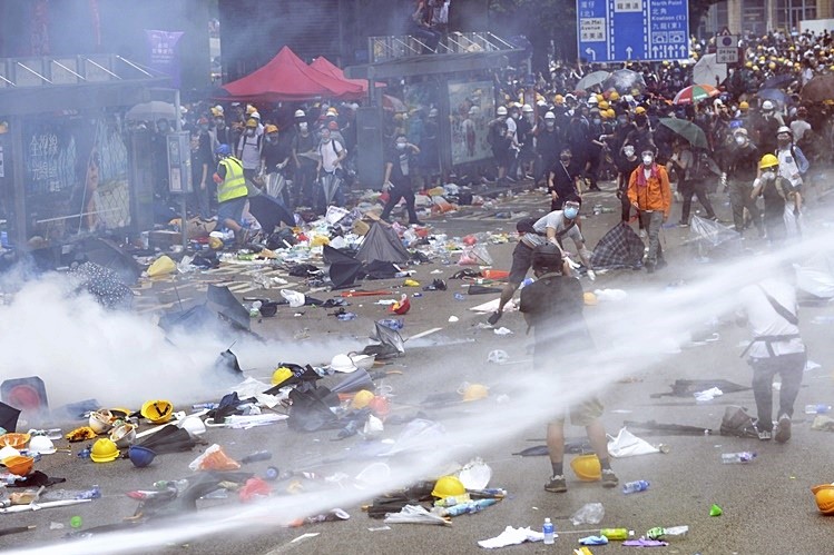 【商报时评】回復理性法治 不容搞亂香港