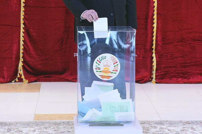 塔吉克斯坦舉行總統選舉 最終結果將於兩周內公布