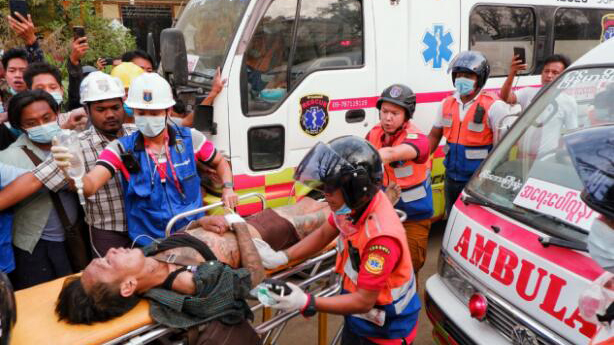 緬甸曼德勒警方驅散示威者 據報釀2死20傷