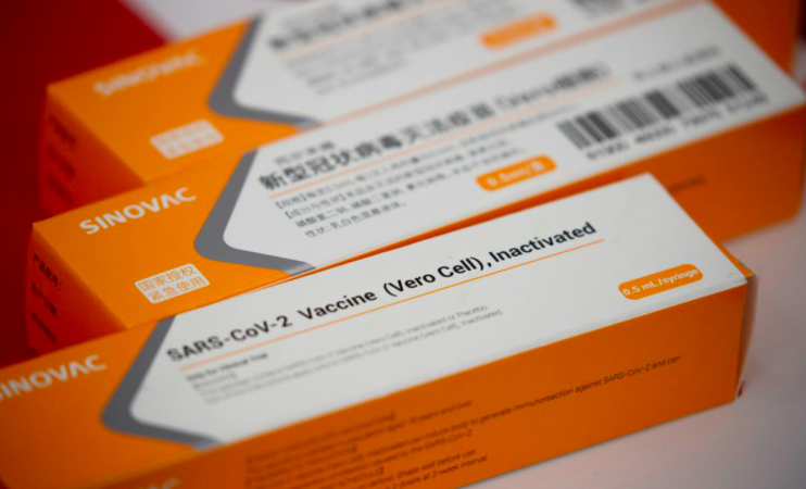 首批中國疫苗運抵哥倫比亞 哥總統出席疫苗接收儀式