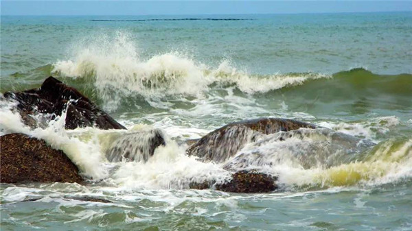 中國渤黃海將有大到巨浪 風暴潮海浪警報雙雙拉響