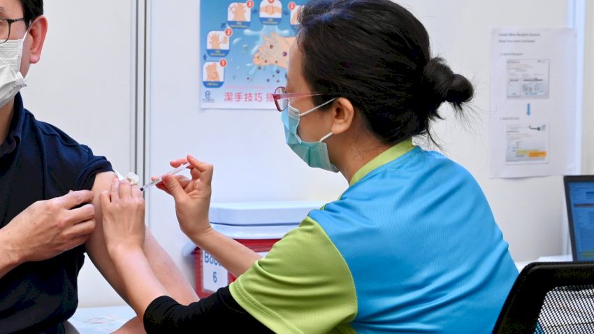 本港累計接種逾74萬劑 約20萬人已打完兩針