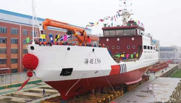 中國首艘有破冰功能大型航標船「海巡156」下水
