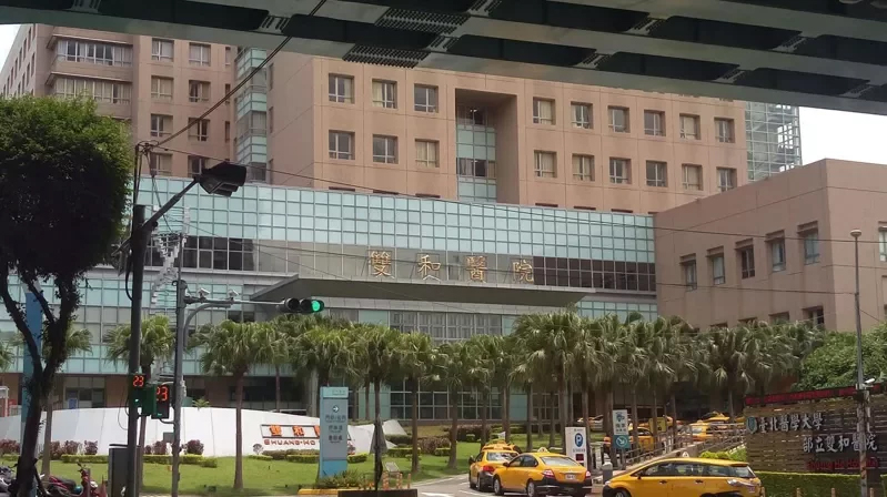 台灣確診男逃院砍3護理師 同事指「韌帶斷裂」毀生涯
