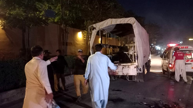巴基斯坦西南部一警車遇襲致2死11傷