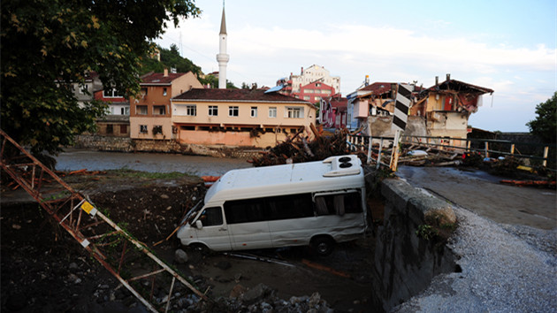 土耳其北部洪水已致27人死亡１人失蹤