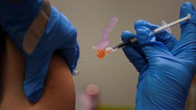 美疾控中心建議免疫力低下者接種新冠疫苗加強針