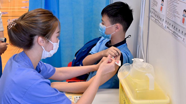 本港今日約5.5萬人打針 逾372萬人接種首劑