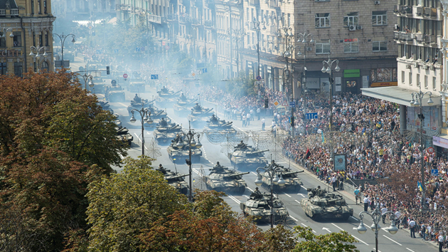  烏克蘭舉行閱兵式 慶祝獨立30周年