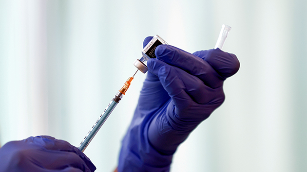 日本發現疫苗異物 輝瑞稱屬正常成分不影響安全