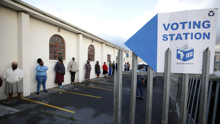 南非地方政府選舉拉開帷幕 註冊選民人數減少3/4