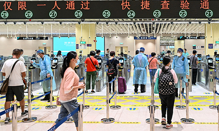 青茂口岸正式開通56天 出入境旅客數量突破100萬人次