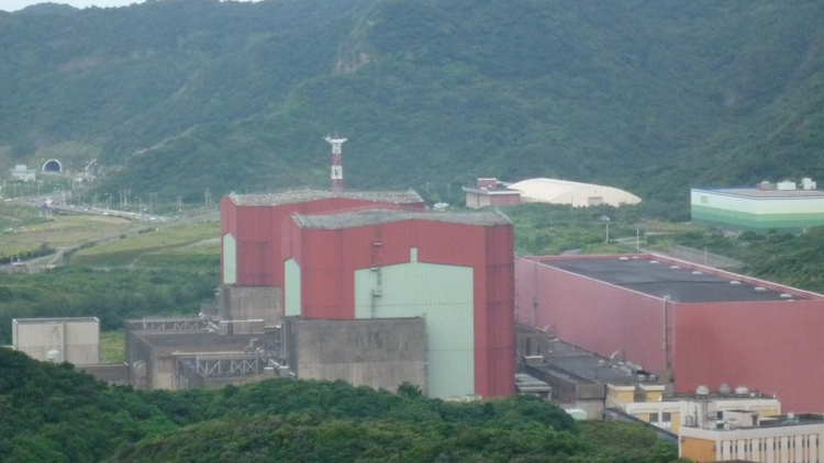 台核二廠減容中心焚化爐破孔​