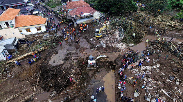 印尼多地暴雨成災 已致5人死亡4人失蹤