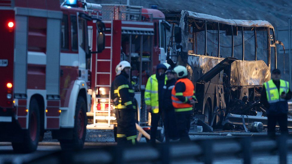 保加利亞巴士事故造成至少45人死亡 包括12名未成年人