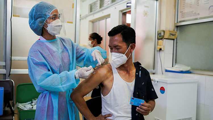 柬埔寨擬明年啟動第4劑新冠疫苗接種