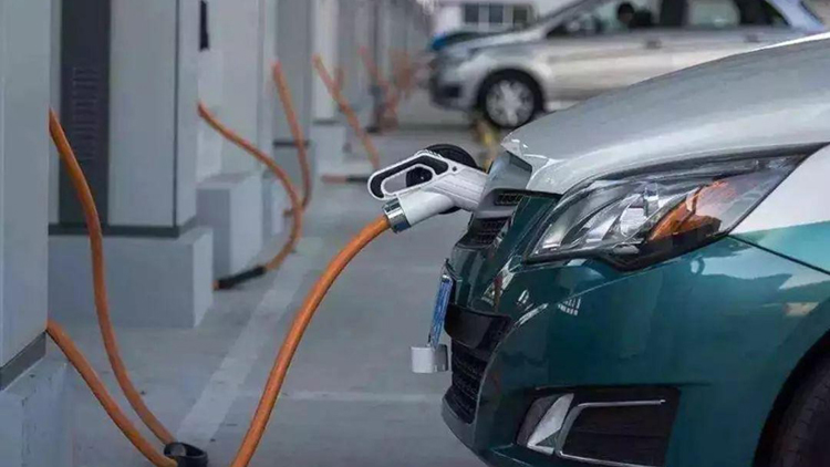 中汽協：料2022年中國新能源汽車銷量同比增47%