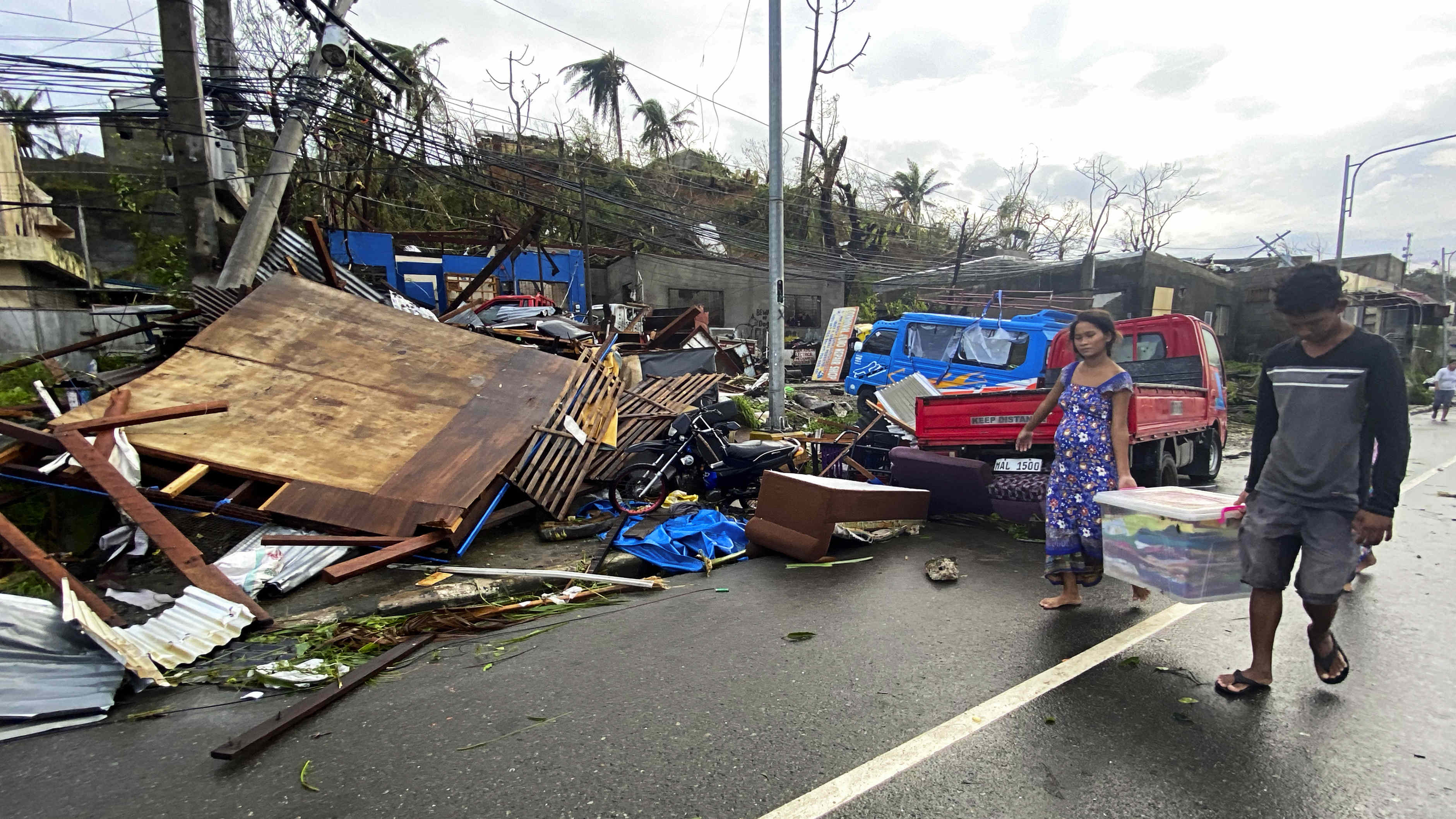 【追蹤報道】颱風「雷伊」重創菲律賓保和省至少49人死亡
