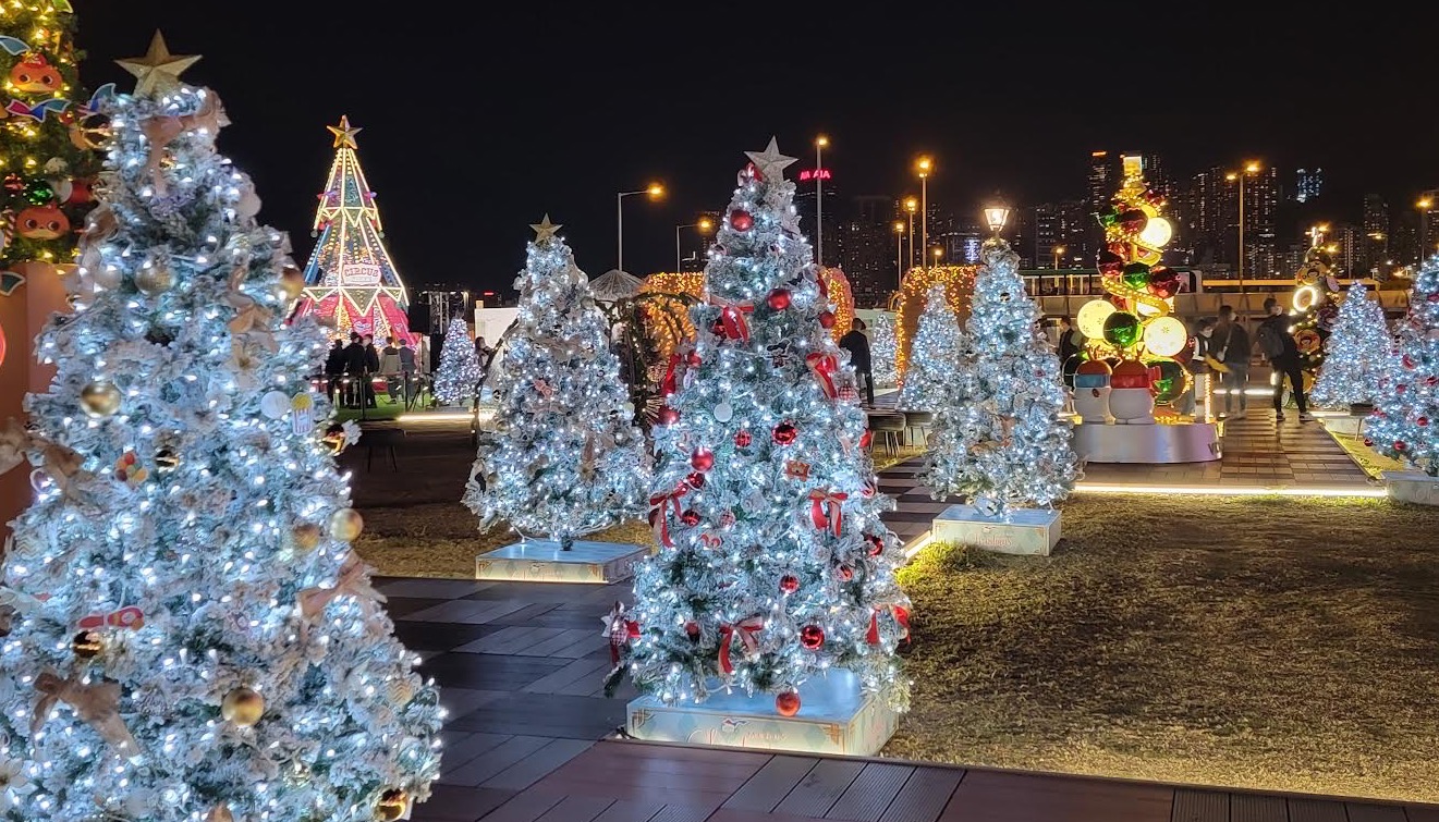 【玩樂】六大聖誕海濱長廊 巨型聖誕樹 璀璨燈飾閃耀維港