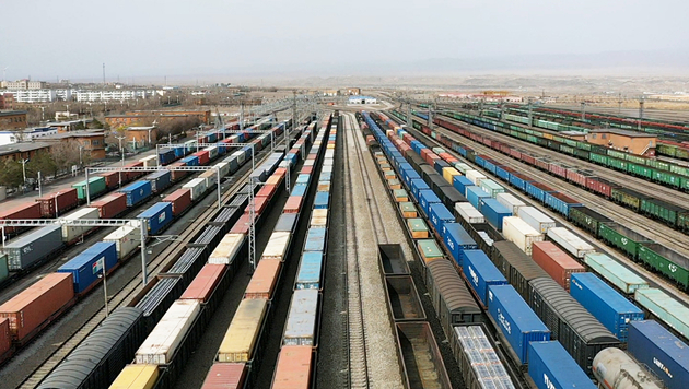 前11月新疆口岸對歐盟進出口貿易額超2600億元 同比增長30%