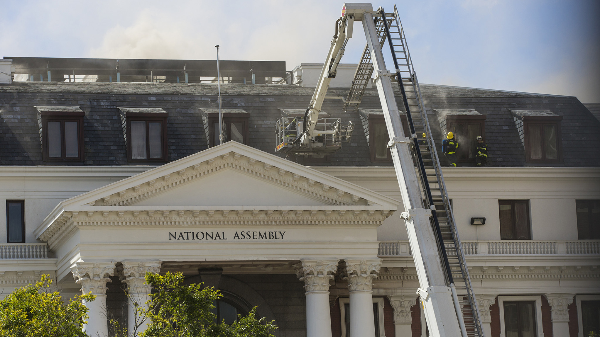 【追蹤報道】南非議會建築在火災中受損嚴重