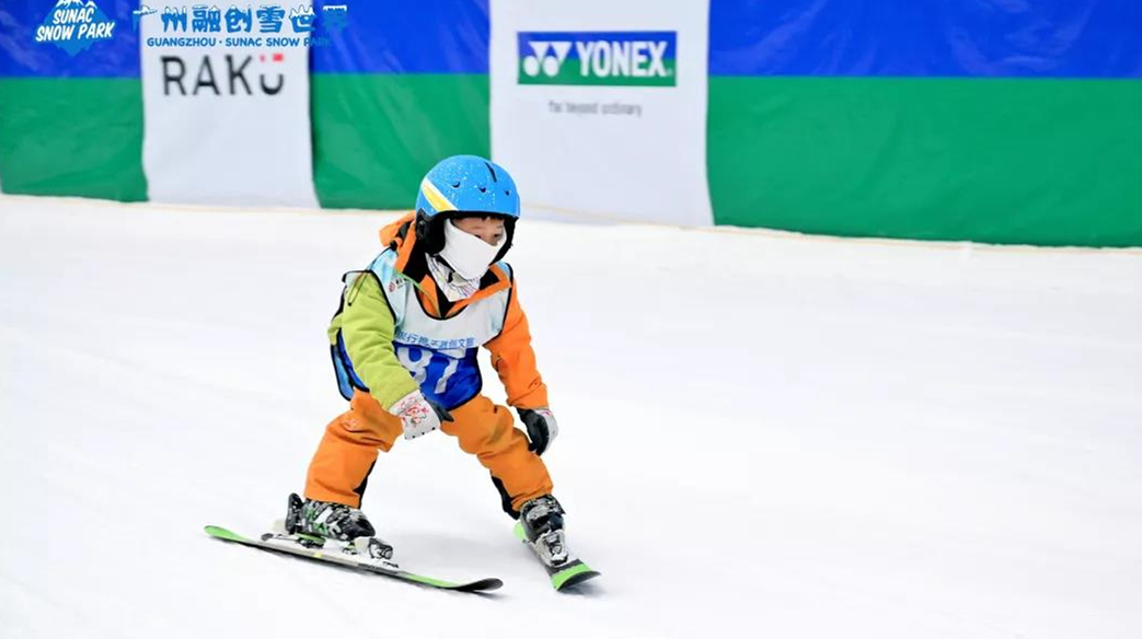【一起向未來】廣州花都學子迎冬奧 冰雪運動進校園