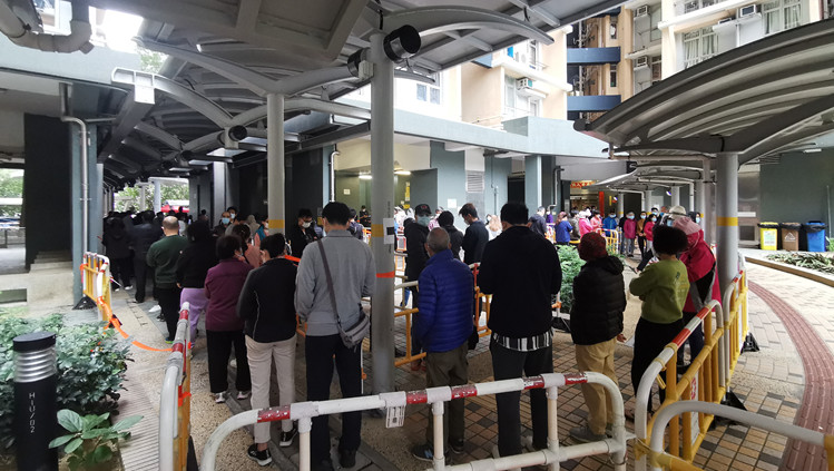 兩中學驚爆Omicron疫情 專家料社區傳播鏈至少90條