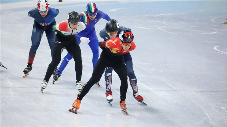 任子威小組第一晉級短道速滑1500米半決賽 劉少林破奧運紀錄