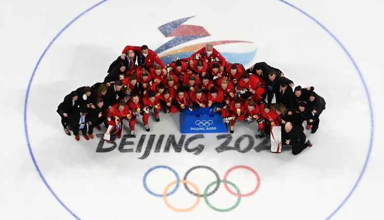加拿大力克美國 加冕冬奧女冰「五冠王」