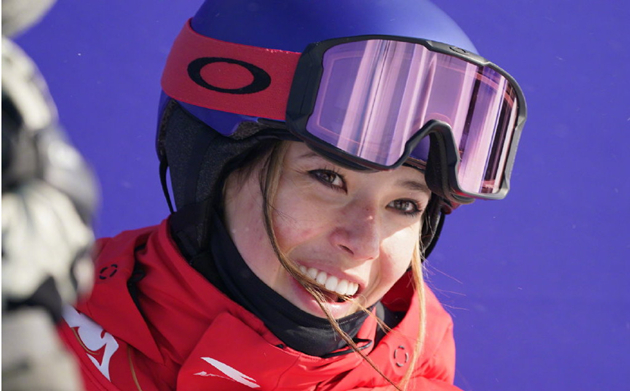 谷愛凌U型場強勢奪冠