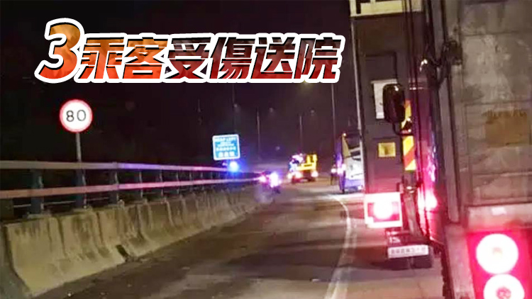 屯門青山公路兩的士相撞 司機涉危險駕駛被捕
