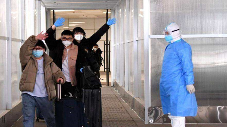 第十架接返自烏克蘭撤離中國公民臨時航班安全抵達瀋陽