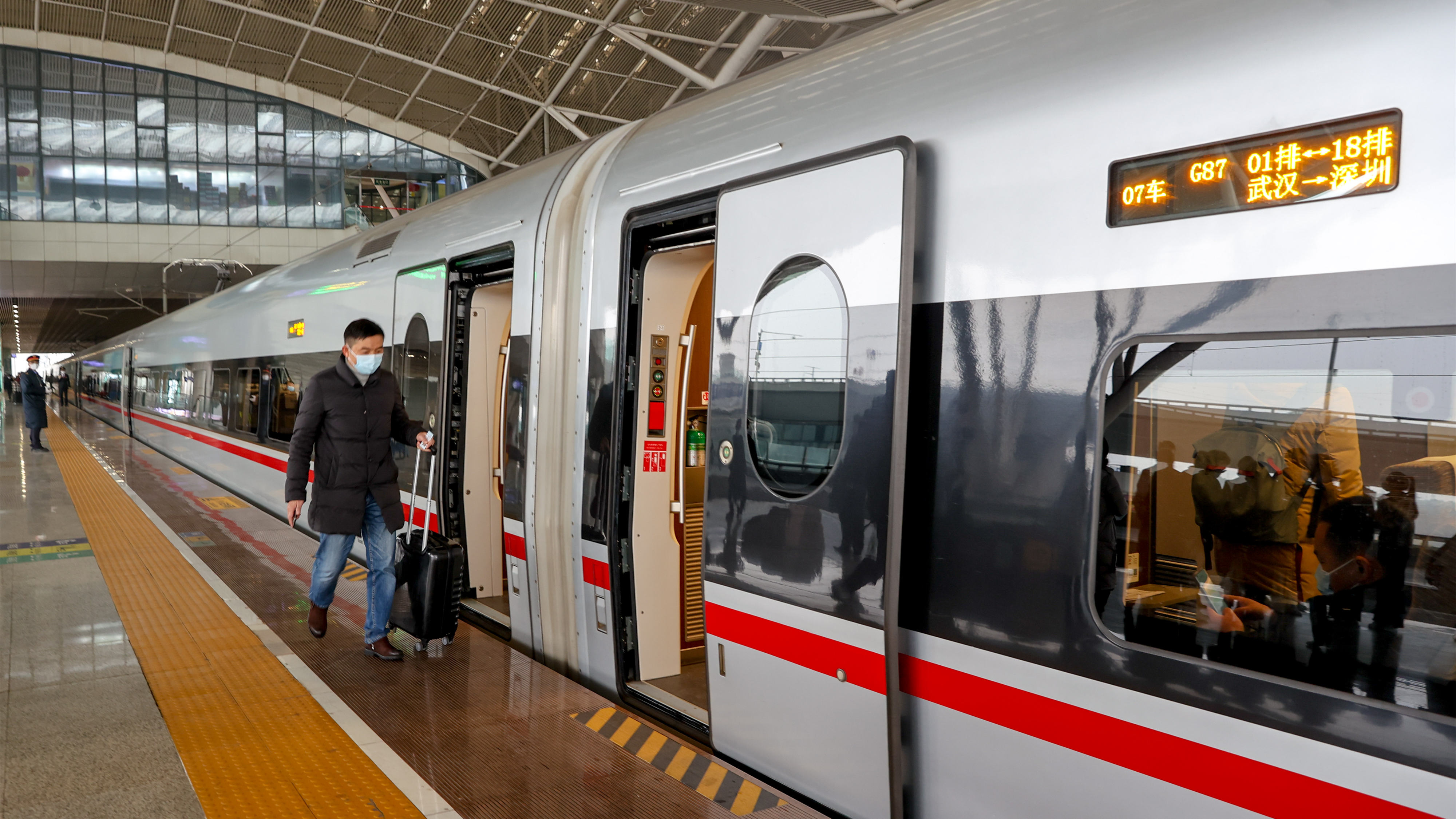 進出深圳新政策！鐵路客票預售期臨時調整為5天