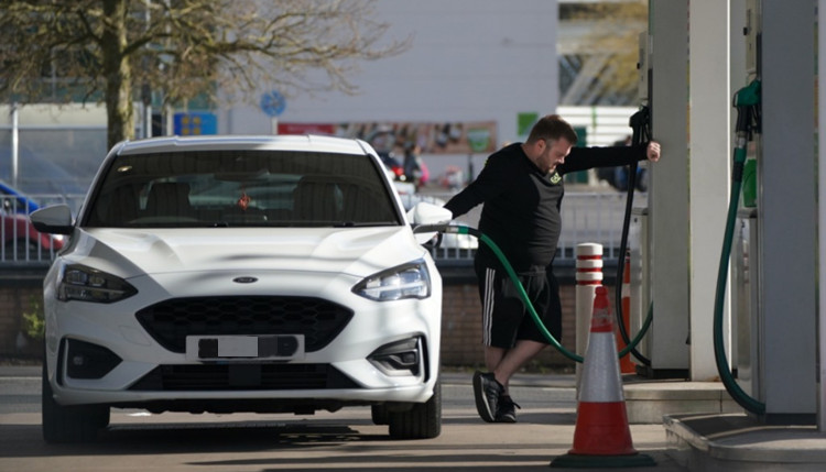 燃料價格猛漲 英國人支持對俄制裁意願大跌