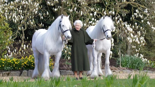 英女王96歲生日  王室發新相賀壽