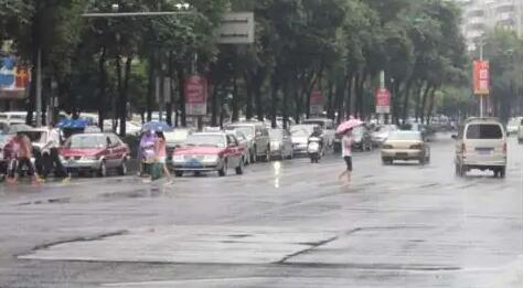 廣東省43個縣市區發布暴雨預警