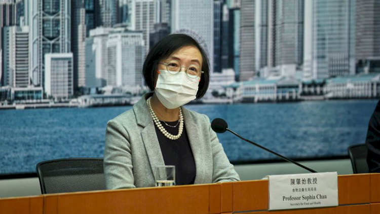 陳肇始：暫不取消航班熔斷機制 研增抵港人士檢測次數