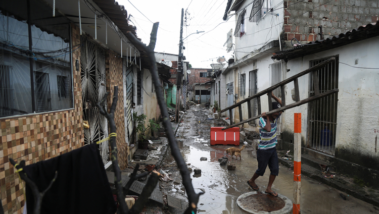 習近平就巴西東北部嚴重洪澇災害向巴西總統博索納羅致慰問電