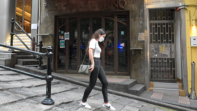 再多1酒吧爆疫18人中招 昨增489確診  學校呈報40個案