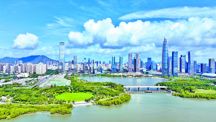 深圳最強「政策工具箱」固牢製造強市 專家指「20+8」深刻影響產業變革