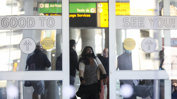 歐亞多國確診病例數反彈 美允許旅客無需檢測入境