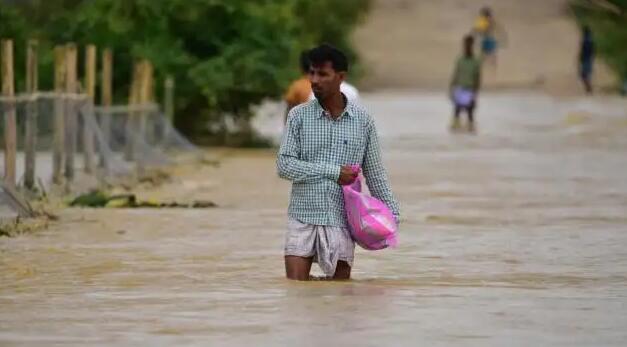 印度東北部洪災至少32人死亡
