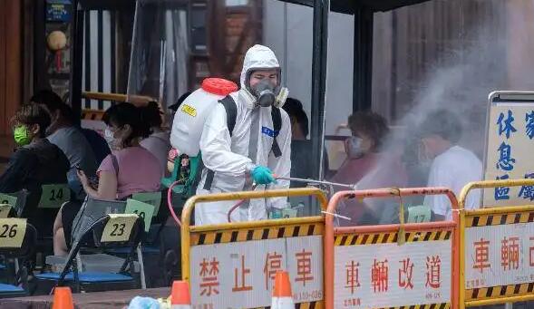 台灣19日新增逾5萬宗本土確診 再多172人死亡