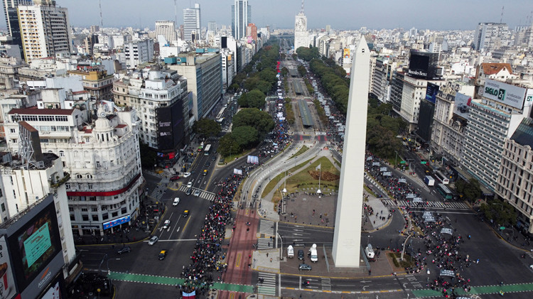 阿根廷獲得IMF40億美元貸款