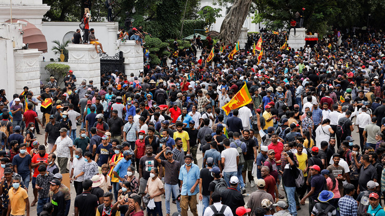 圖集｜斯里蘭卡示威者衝入總統官邸 總統已逃離