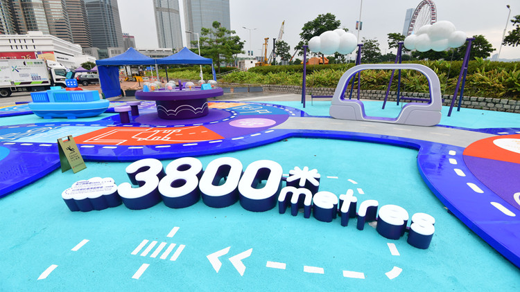 圖集 | 「繼往創未來」展覽設置互動裝置 透過大型棋盤展示香港海陸空基建