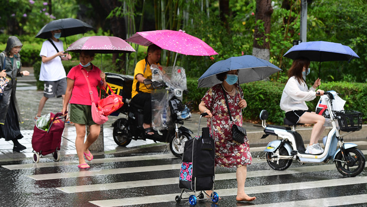 深圳市颱風藍色預警信號升級為分區颱風黃色
