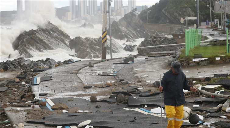 颱風「軒嵐諾」韓國登陸 南部沿海多地受災