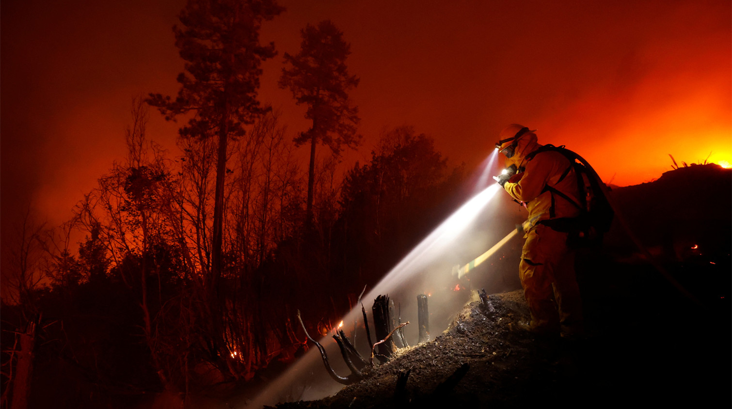 近百場大型山火在美國西部蔓延 多地發布空氣質素警報