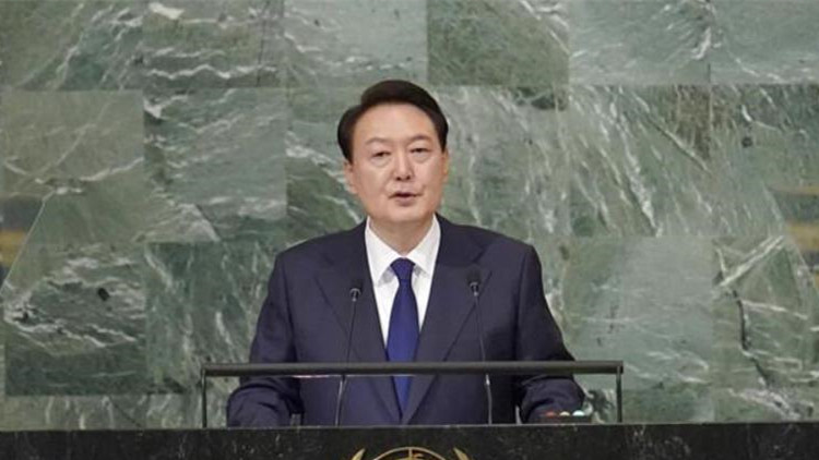 民調：韓國總統尹錫悅施政好評率下滑 再次跌破30%